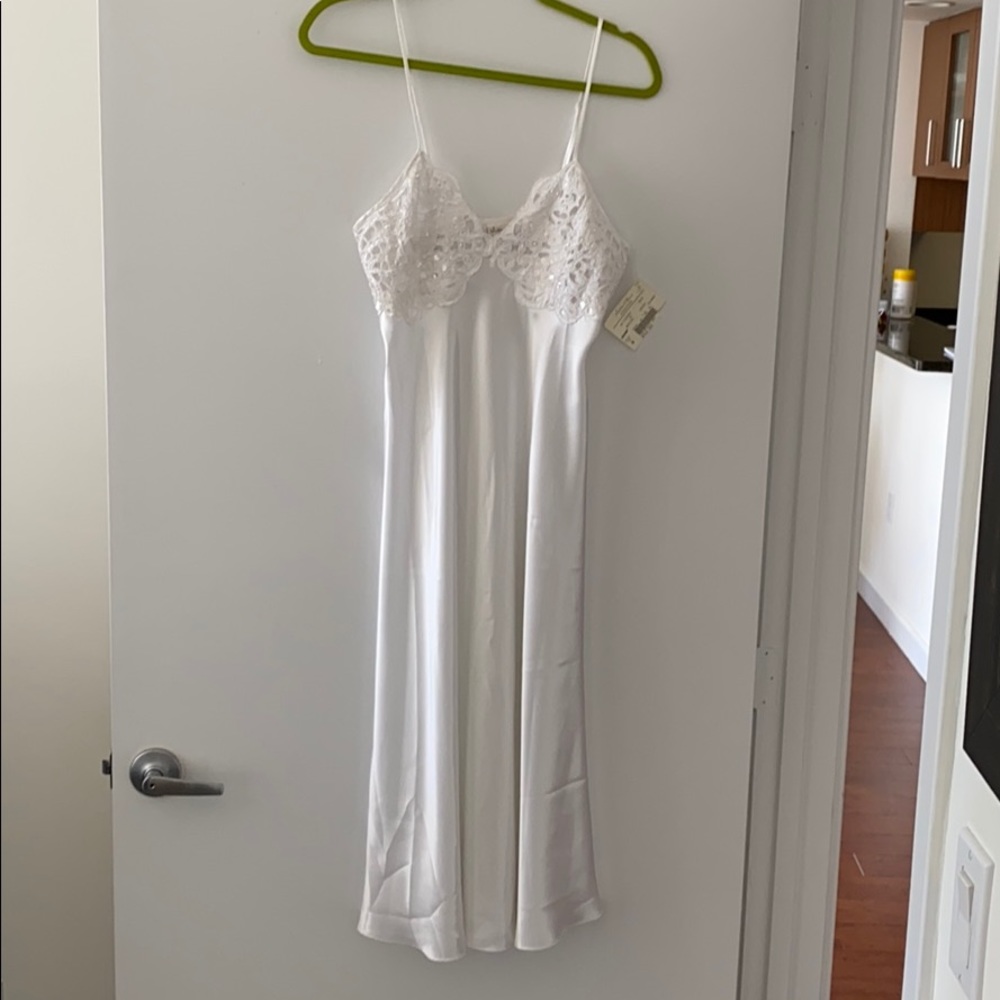 🆕 Intimo Amore | Sequins Nightgown